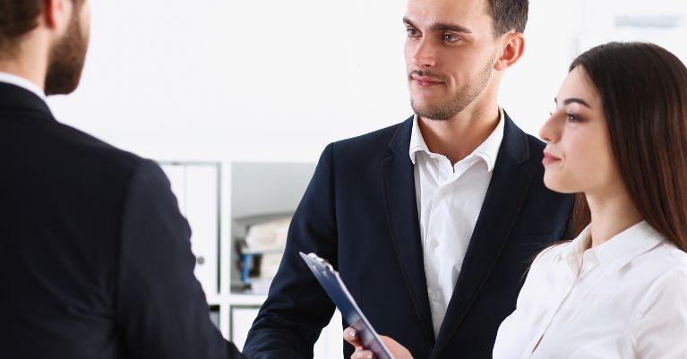 5 helyzet, amikor tolmácsra van szükségünk 5 helyzet, amikor tolmácsra van szükségünk