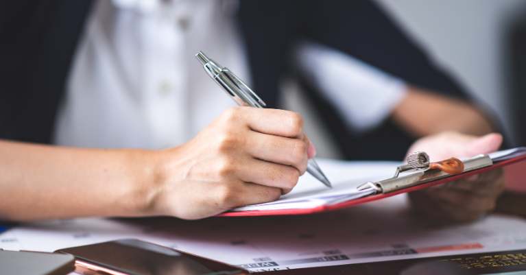 Hiteles fordítás és hivatalos fordítás lépésről lépésre Hiteles fordítás és hivatalos fordítás: lépésről lépésre